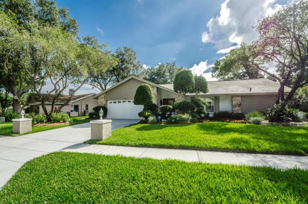 444 Winding Willow Dr., Palm Harbor, FL 34683