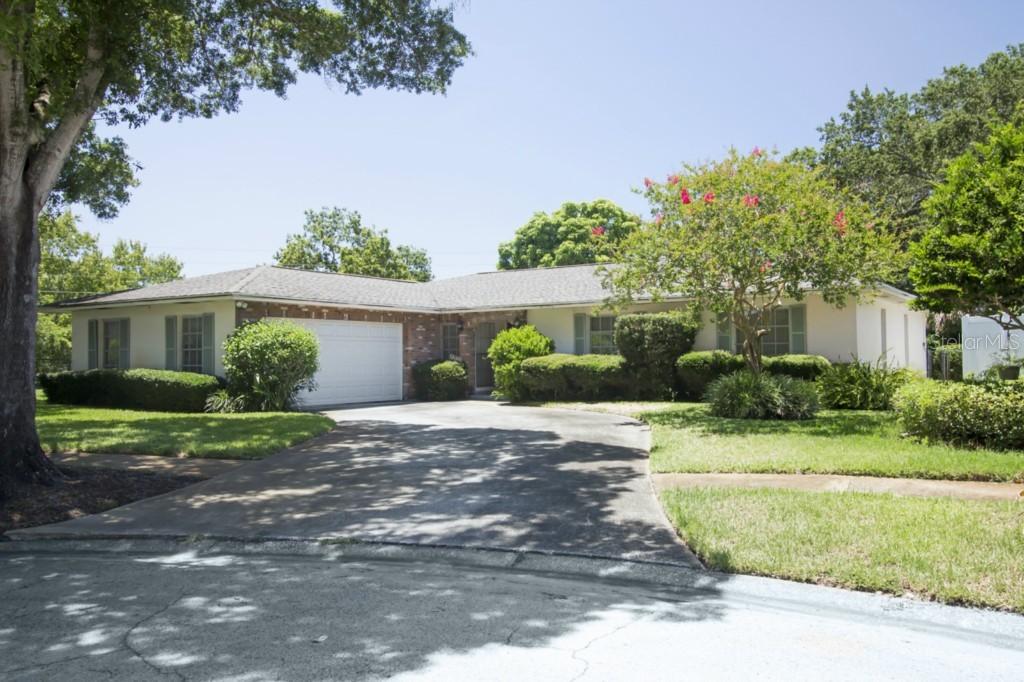 2100 Oak Grove Dr., Clearwater, FL 33764