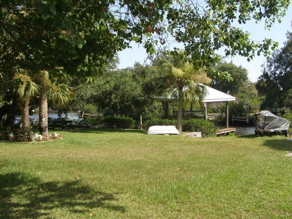 860 Seminole Blvd., Tarpon Springs, FL 34689