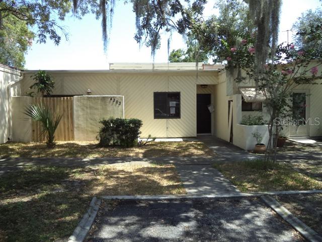 4303 Sussex St., Holiday, FL 34691