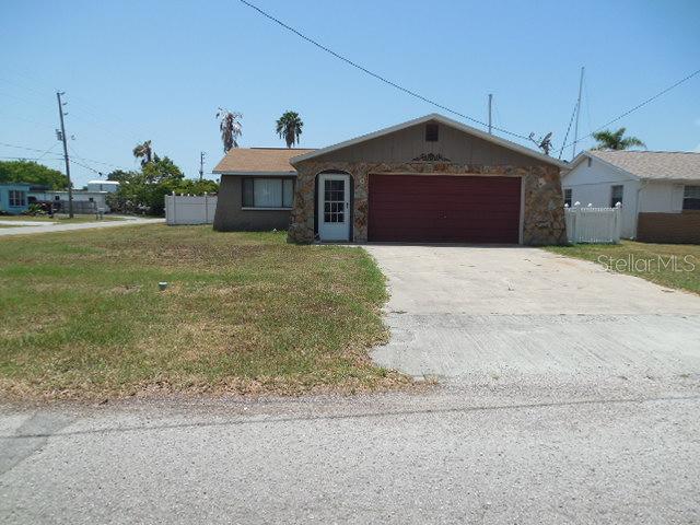 13223 Sunfish Dr., Hudson, FL 34667