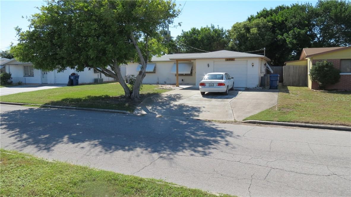 2351 Roselawn Dr., Holiday, FL 34691