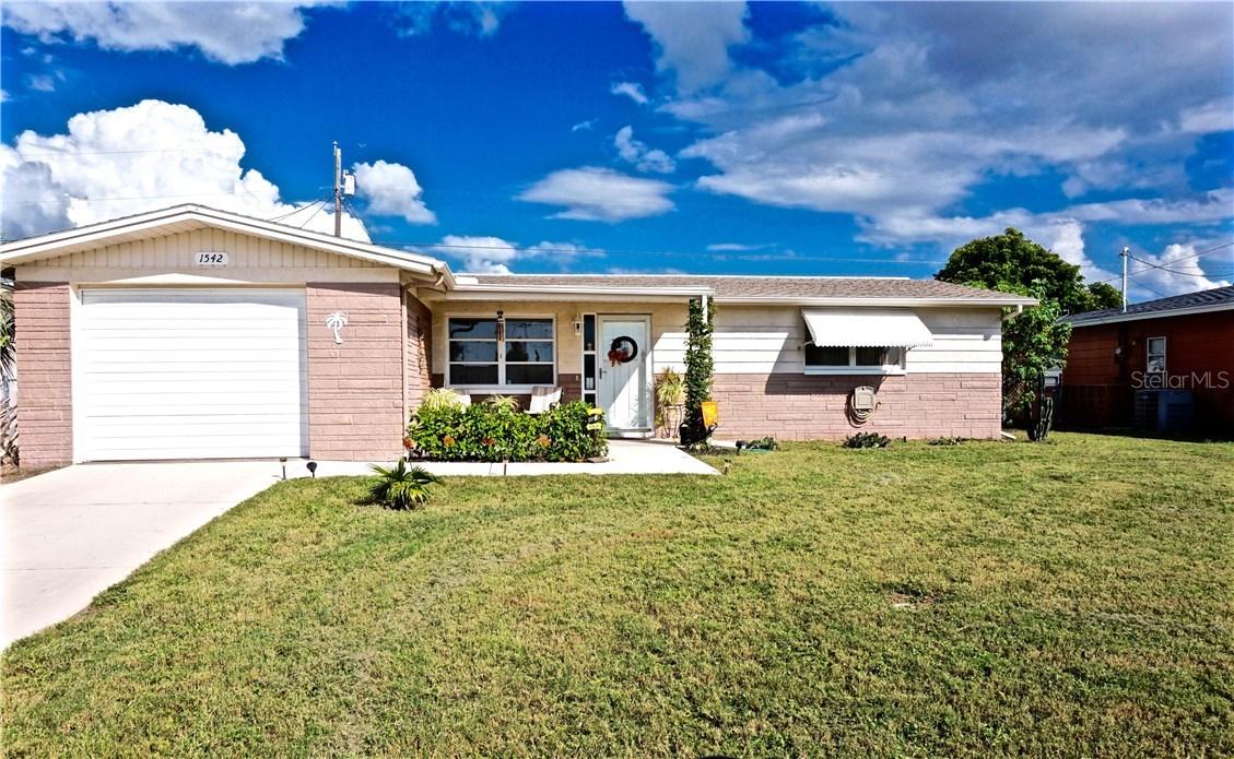 1542 Derrick St., Holiday, FL 34690