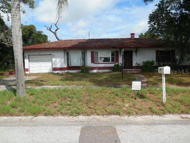 1117 E Court St., Tarpon Springs, FL 34689