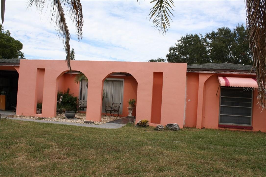 3131 Lloyd Dr., Holiday, FL 34691