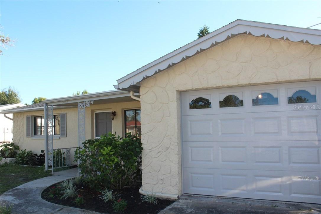 3048 Salisbury Dr., Holiday, FL 34691