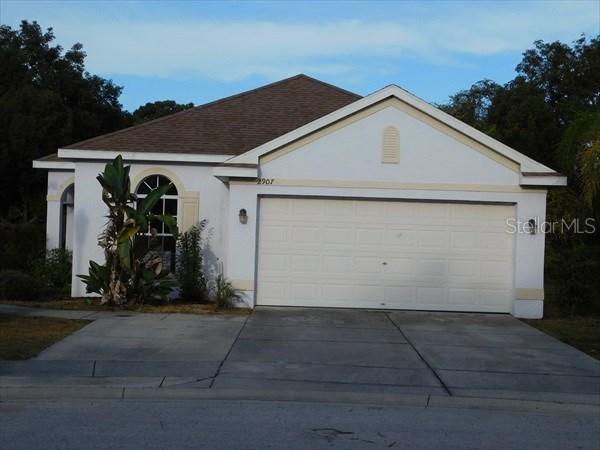 2907 Ponce Ct., Holiday, FL 34691