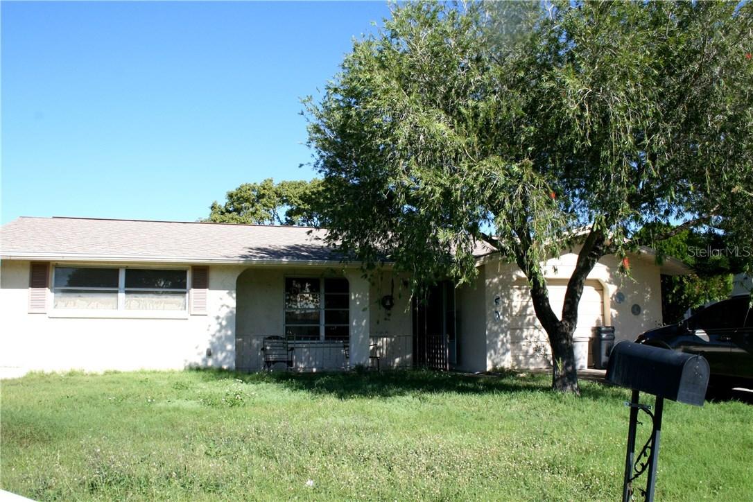 7037 Cherry Laurel Dr., Port Richey, FL 34668