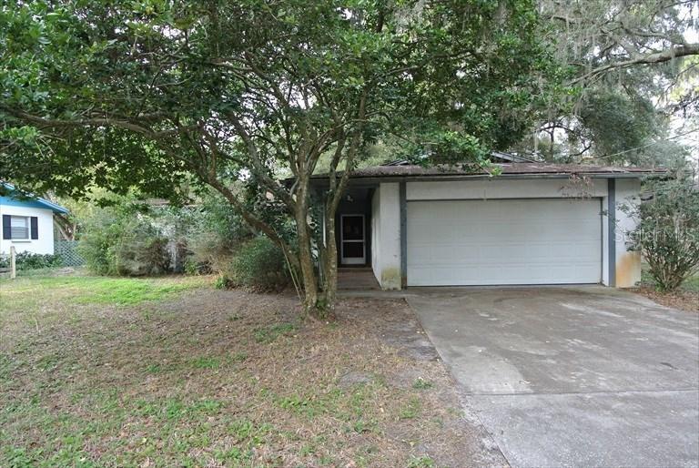 412 2nd Ave., Lutz, FL 33549