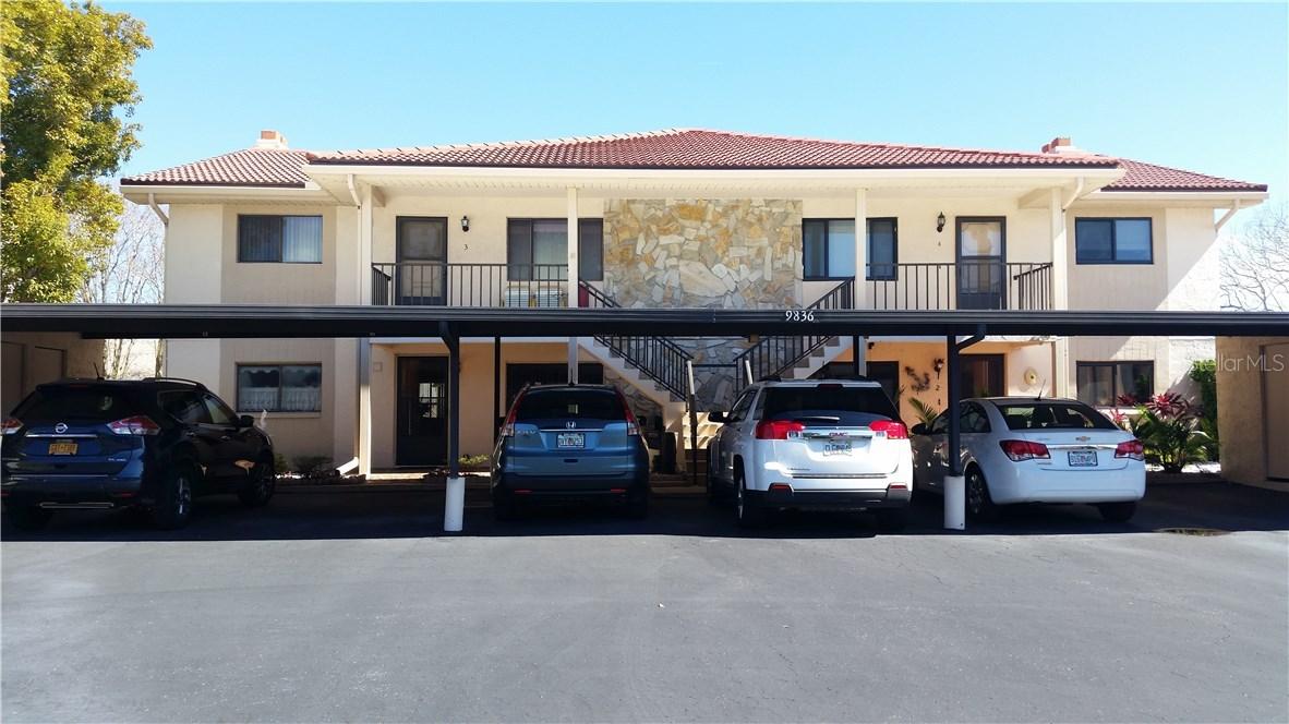 9836 Eagles Point Cir. #1, Port Richey, FL 34668