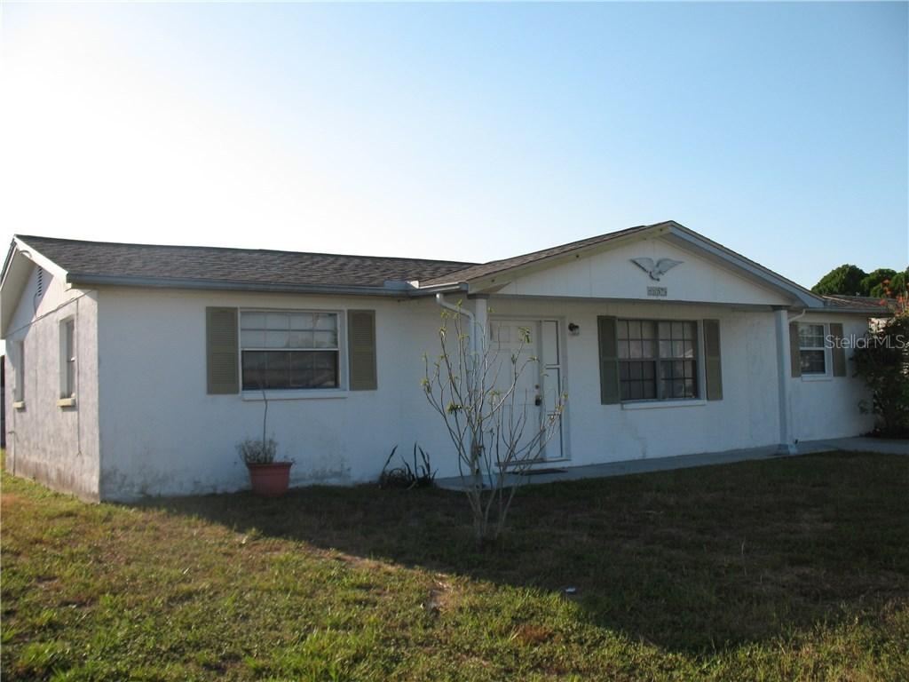 1752 Font Ln., Holiday, FL 34691