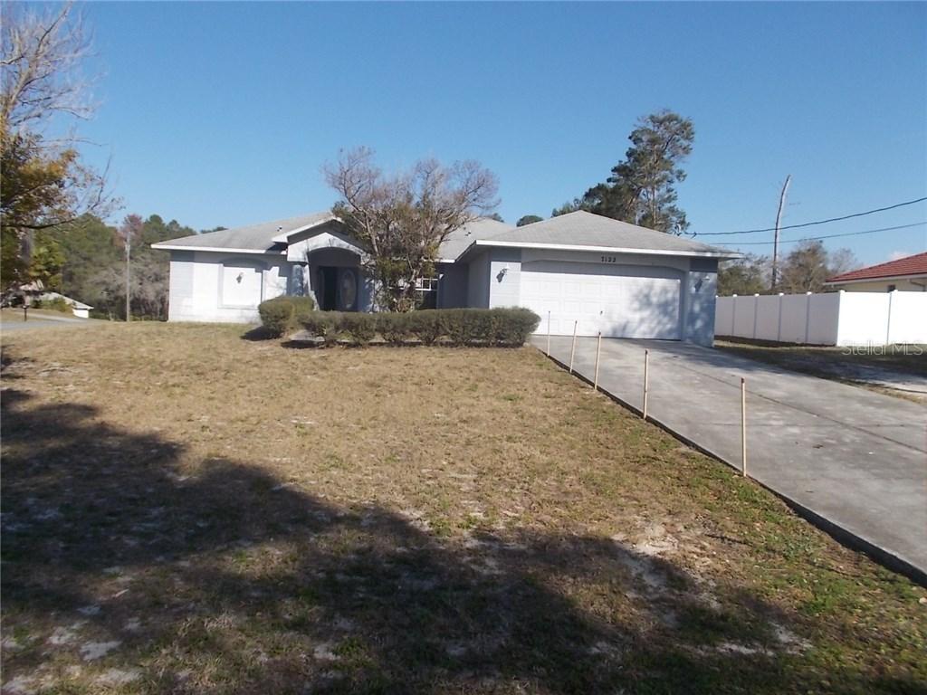 7122 Oregon Chickadee Rd., Weeki Wachee, FL 34613