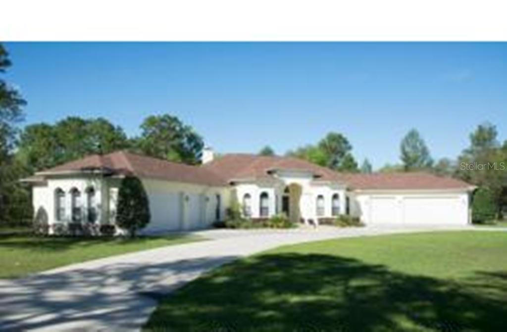 11090 Flock Ave, Weeki Wachee, FL 34613