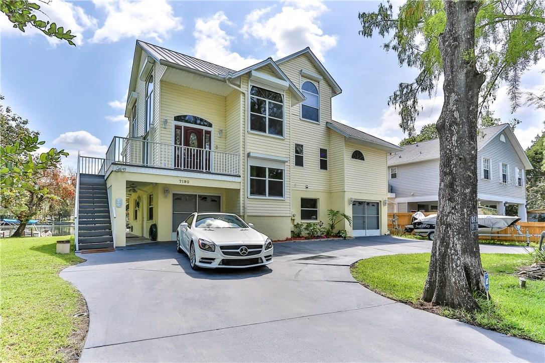 7192 Algonquin St., Weeki Wachee, FL 34607