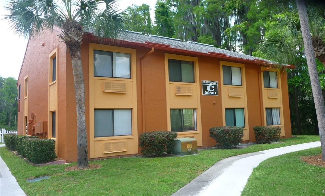 20861 Haulover Cove #C1, Lutz, FL 33558