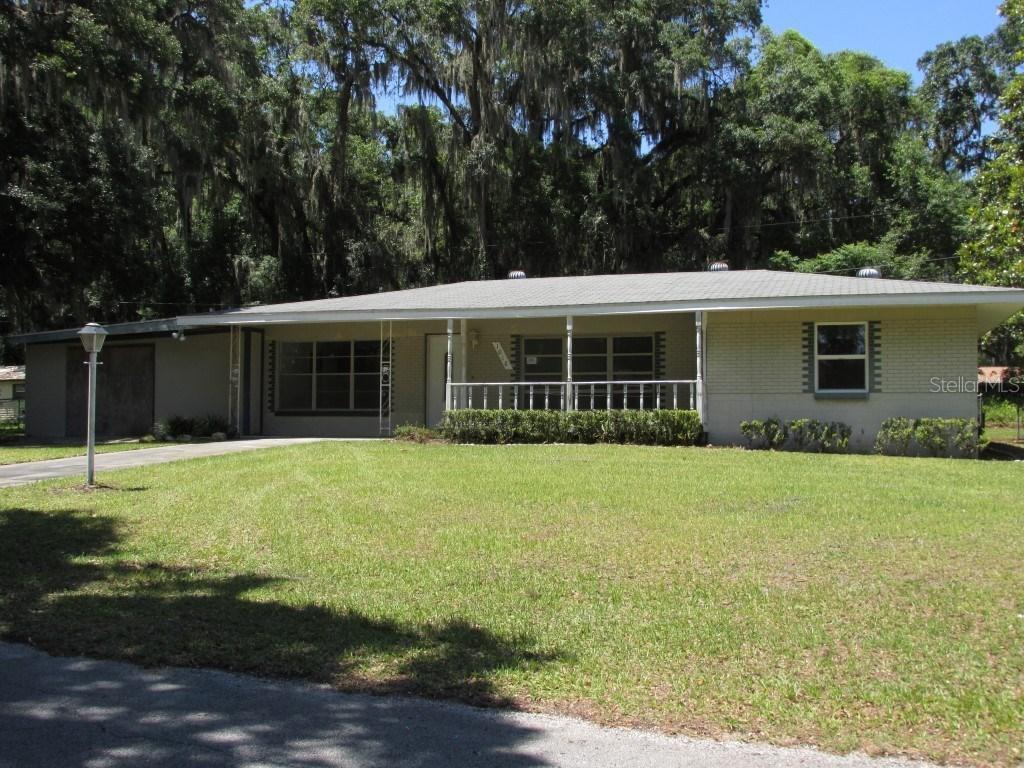 1018 Whiteway Dr., Brooksville, FL 34601