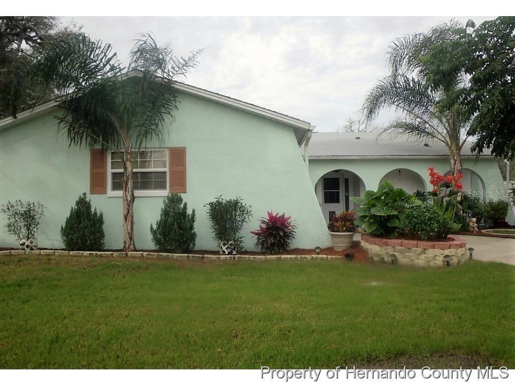 11115 Millerdale Rd., Weeki Wachee, FL 34614