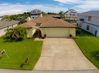 7416 Yachtsman Dr., Hudson, FL 34667