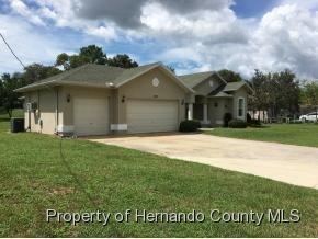 1287 Glowood Ave., Spring Hill, FL 34609