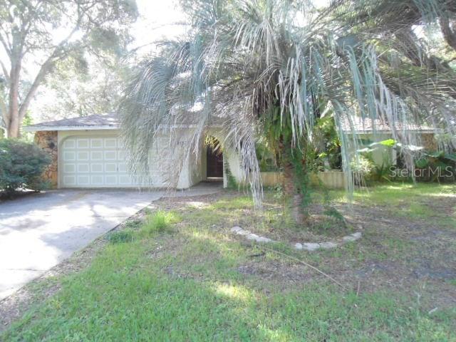 8150 Alhambra Ct., Spring Hill, FL 34606