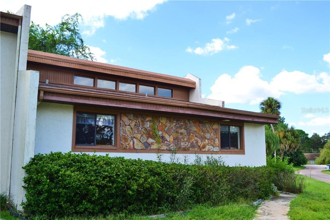 7035 Cognac Dr. #4, New Port Richey, FL 34653