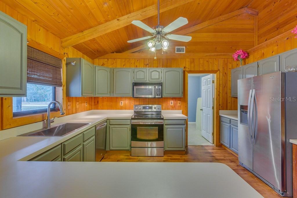 11481 Ehrenwald Dr., Weeki Wachee, FL 34613