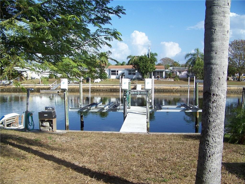 12604 5th Isle, Hudson, FL 34667