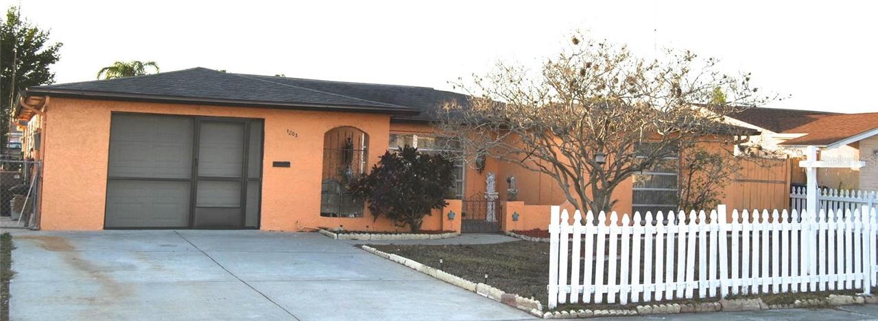 1203 Normandy Blvd., Holiday, FL 34691