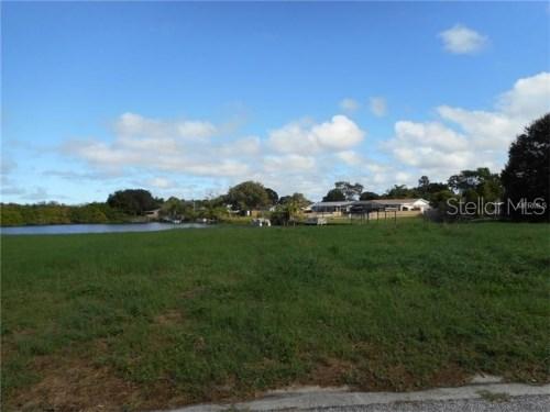 3137 Jackson Dr., Holiday, FL 34691