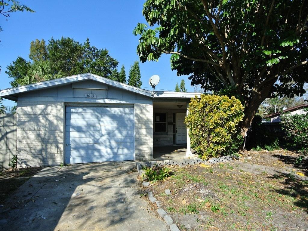 5013 Mile Stretch Dr., Holiday, FL 34690