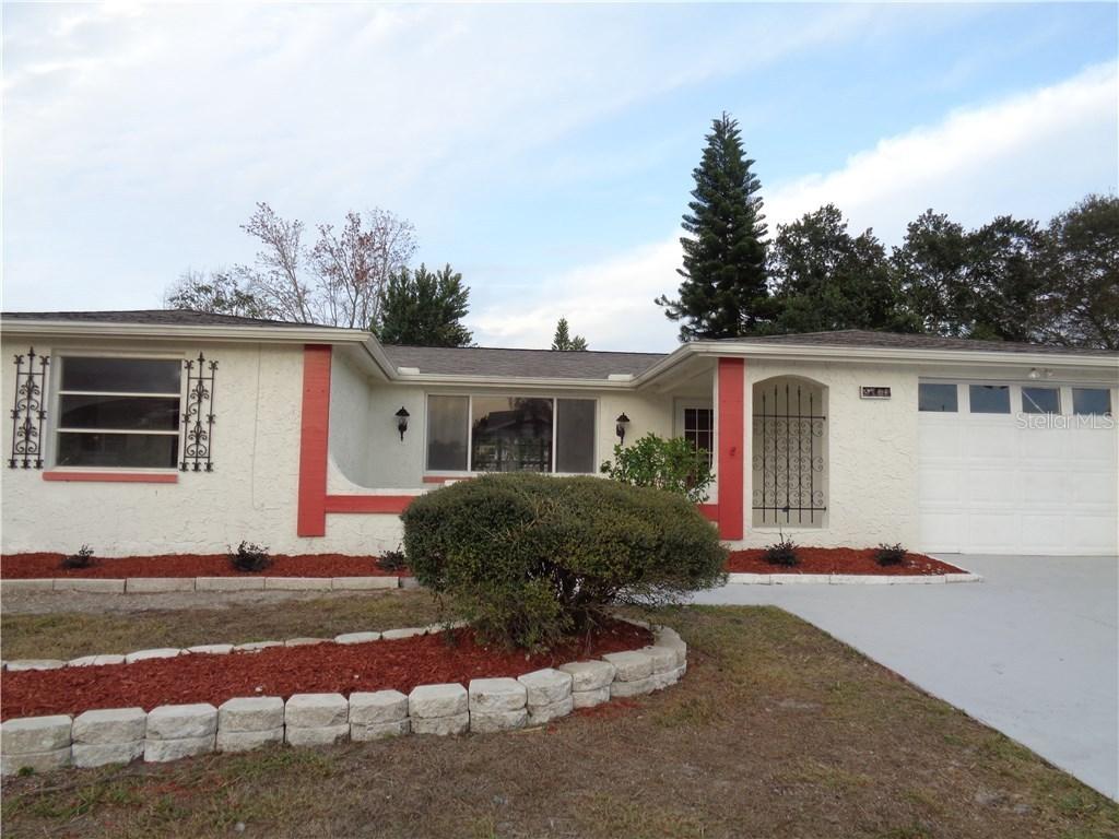 9708 Lakeside Ln., Port Richey, FL 34668