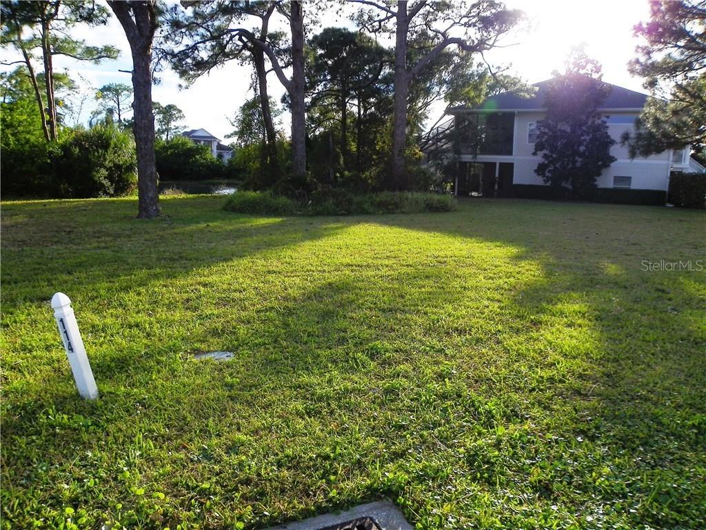 Harbour Watch Cir., Tarpon Springs, FL 34689