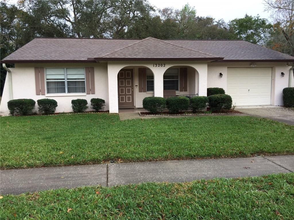 13202 Woodward Dr., Hudson, FL 34667