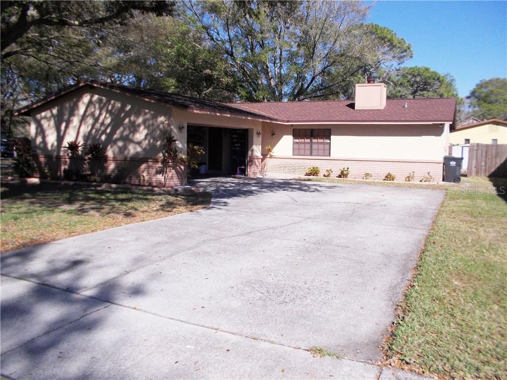 17805 Cranbrook Dr., Lutz, FL 33549