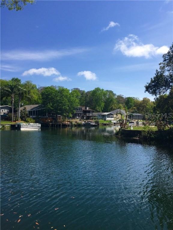 6879 E Richard Dr., Weeki Wachee, FL 34607