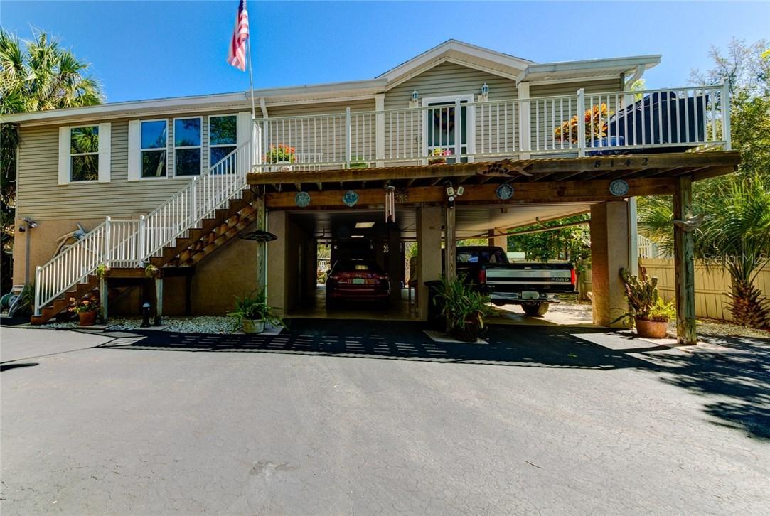 8142 River Point Dr., Weeki Wachee, FL 34607