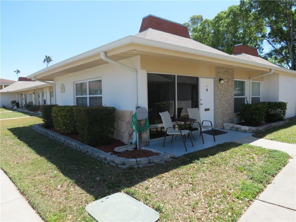 4313 Tahitian Gardens Cir. #E, Holiday, FL 34691