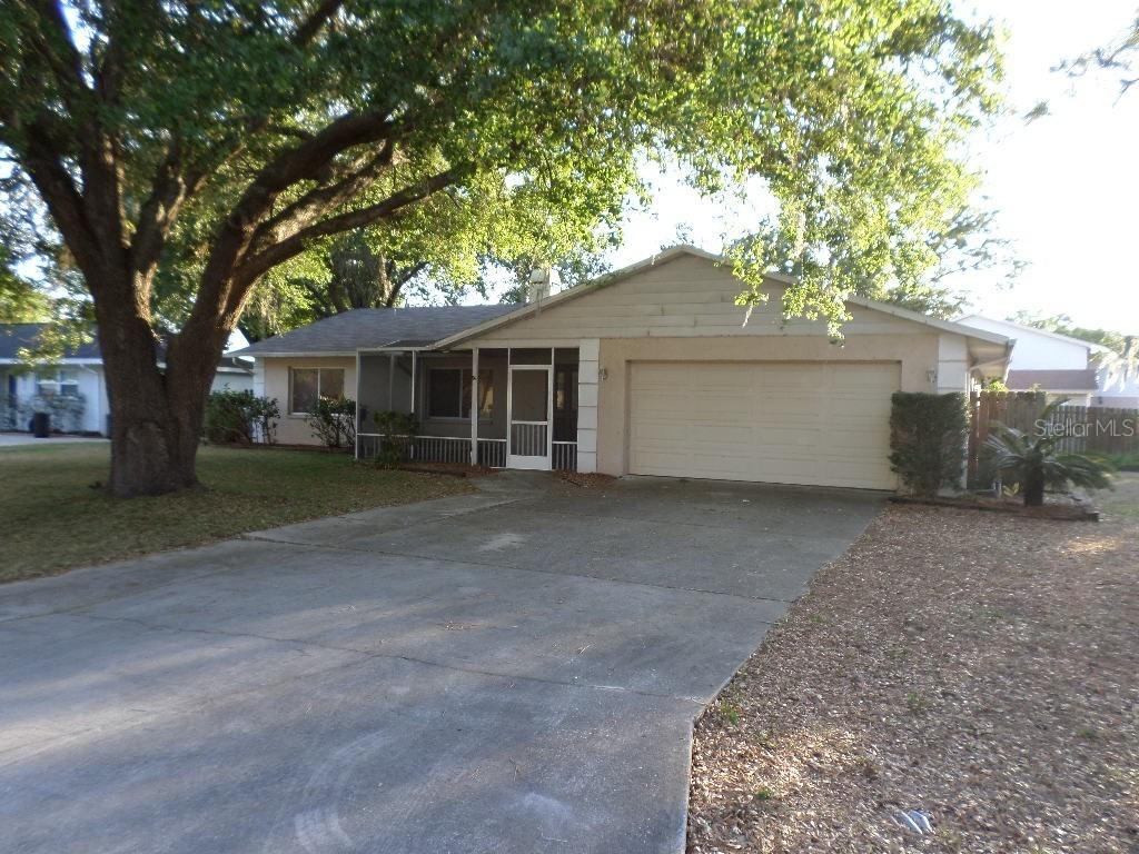 2609 Shadecrest Rd., Land O Lakes, FL 34639