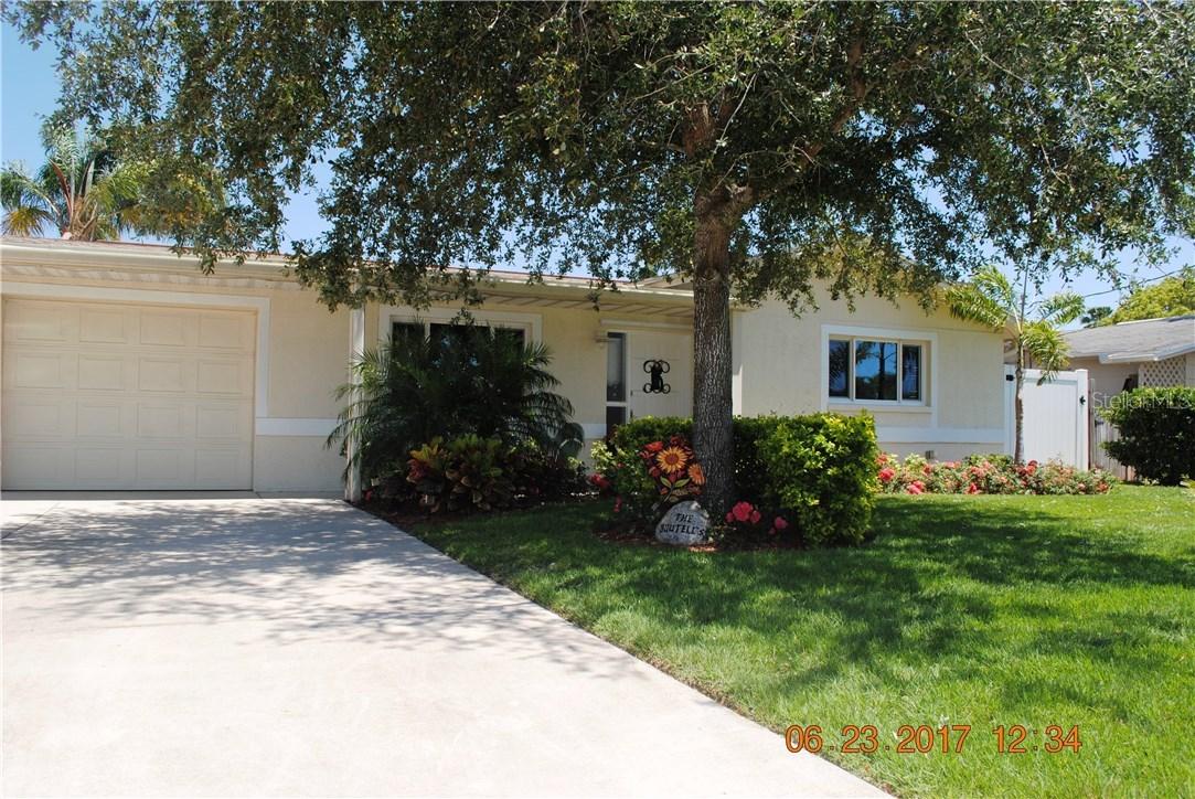 13710 Evelane Dr., Hudson, FL 34667