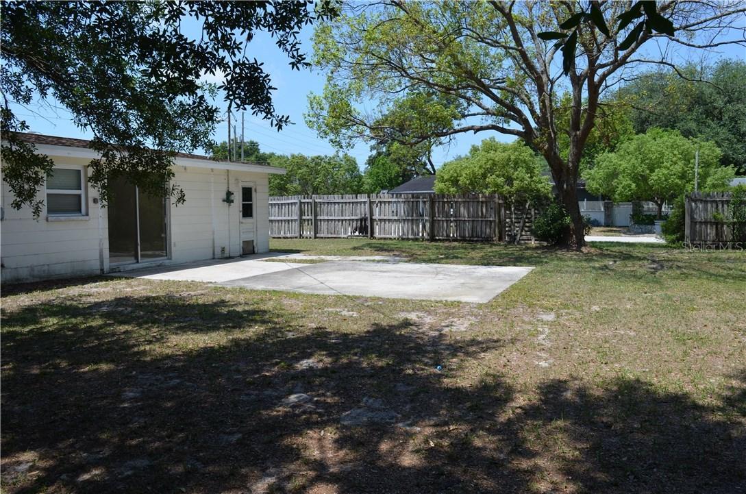 5223 Mile Stretch Dr., Holiday, FL 34690