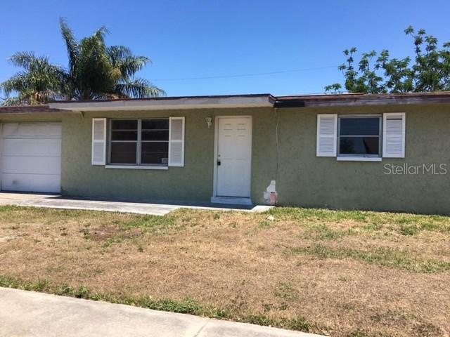 2208 Arcadia Rd., Holiday, FL 34690