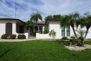 1753 Font Ln., Holiday, FL 34691
