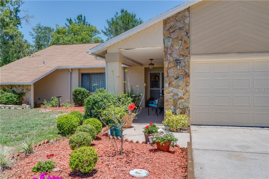 4498 Bluewater Ave., Spring Hill, FL 34606