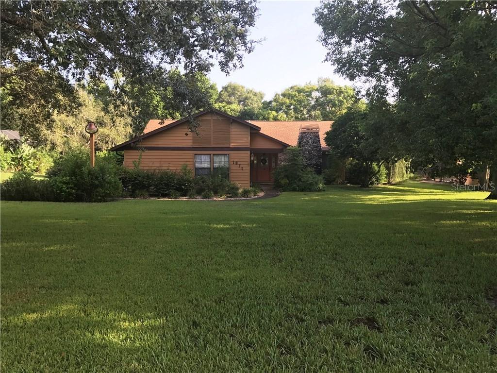 7971 Floral Dr., Weeki Wachee, FL 34607