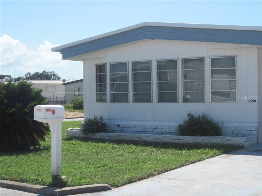 12201 Horseshoe Ln., Hudson, FL 34667