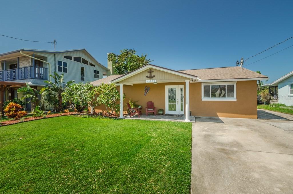 13707 Lagoon Dr., Hudson, FL 34667