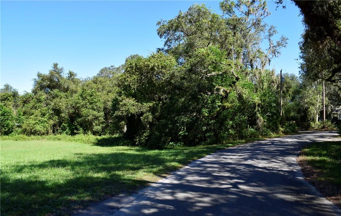 5340 Azalea Cir., Dade City, FL 33523