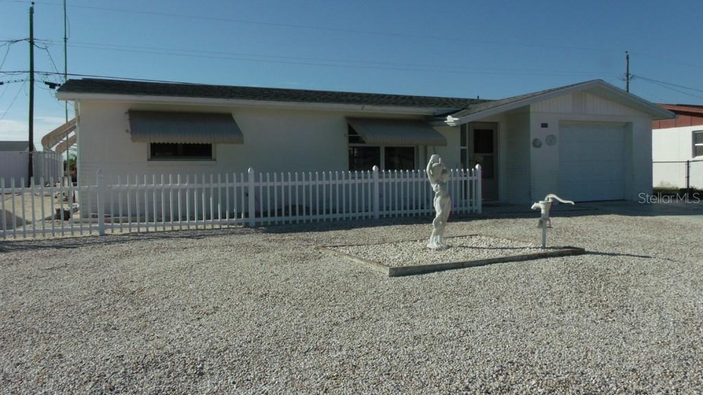 5018 Odyssey Ave., Holiday, FL 34690