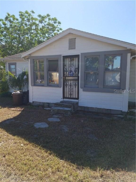 5822 Elm St., New Port Richey, FL 34652