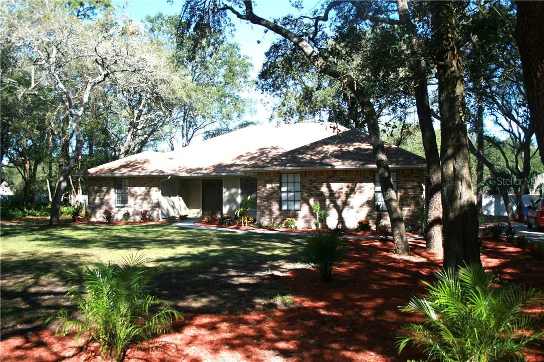 2412 Burlwood Dr., Lutz, FL 33549